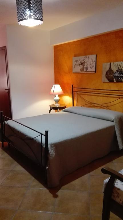 Bed And Breakfast Agrumi In Terrazza Aragona Rum bild